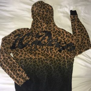 10.DEEP Sweatshirt